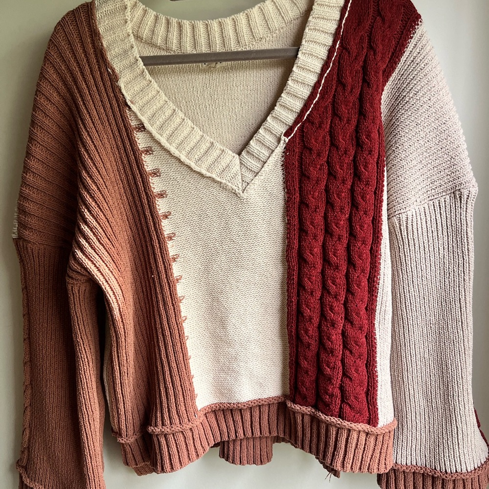 POL Cream and Brown V-Neck Sweater with Mixed Textured Patterns